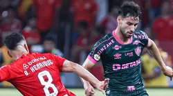Foto: Maxi Franzoi/AGIF - Bruno Henrique (esq), e Martinelli (dir.), em partida disputada entre Internacional e Fluminense, pela 33ª rodada do Campeonato Brasileiro