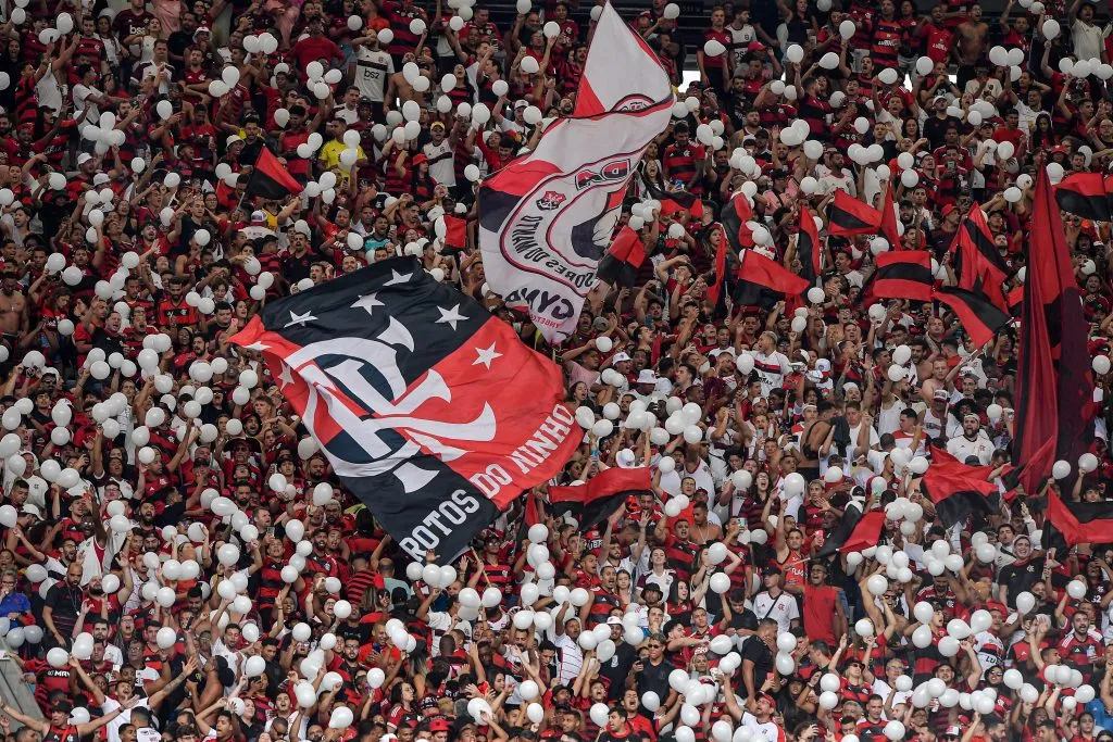 Torcida do Flamengo durante partida contra Vasco no estadio Maracana pelo Campeonato Brasileiro 203. Foto: Thiago Ribeiro/AGIF