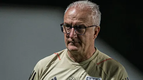 Dorival Junior técnico do São Paulo durante partida contra o Goiás na Serrinha pelo campeonato Brasileiro A 2023. Foto: Isabela Azine/AGIF