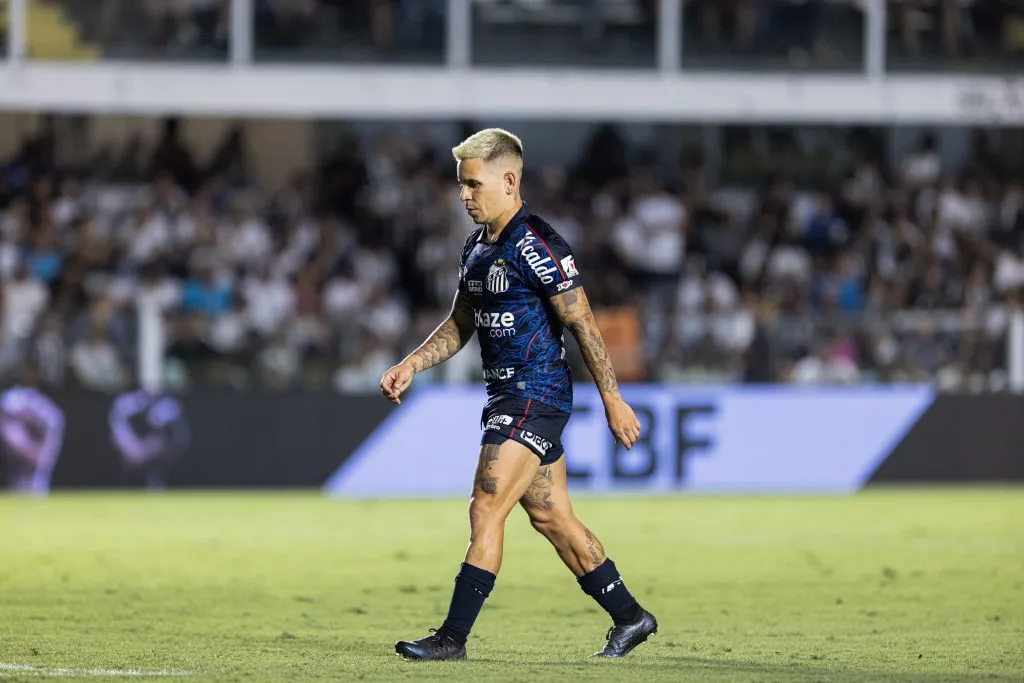 Soteldo jogador do Santos durante partida contra o Cuiaba no estadio Vila Belmiro pelo campeonato Brasileiro A 2023.  Foto: Abner Dourado/AGIF