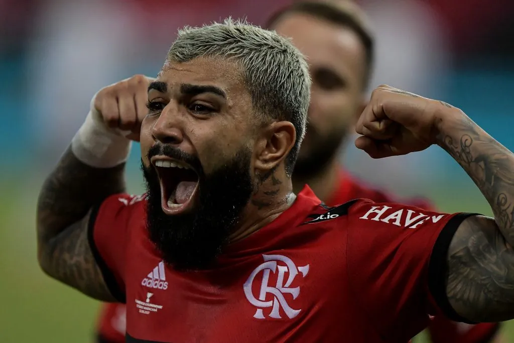 RJ – Rio de Janeiro – 22/05/2021 – CARIOCA 2021, FLAMENGO X FLUMINENSE – Gabigol jogador do Flamengo comemora seu gol durante partida contra o Fluminense no estadio Maracana pelo campeonato Carioca 2021. Foto: Thiago Ribeiro/AGIF
