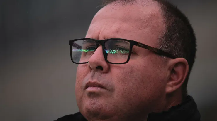 Técnico do Santos pode fazer uma mudança por opção no meio-campo - Foto: Ettore Chiereguini/AGIF.