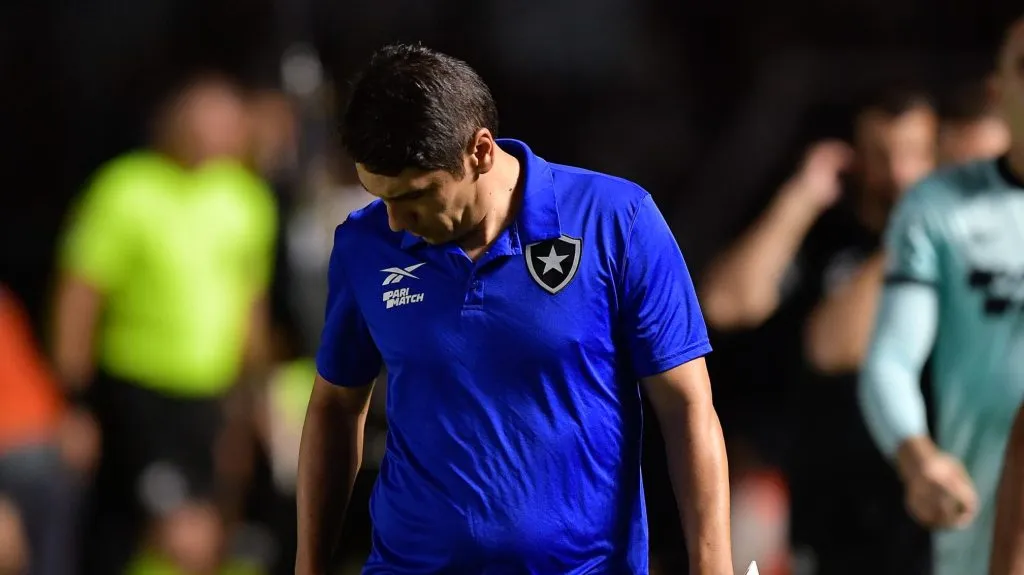 úcio Flávio técnico do Botafogo Foto: Thiago Ribeiro/AGIF