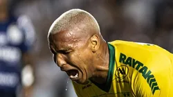 Deyverson foi assunto na entrevista do treinador do Cuiabá - Foto: Abner Dourado/AGIF