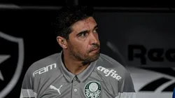 Foto: Thiago Ribeiro/AGIF -Abel Ferreira, técnico do Palmeiras, durante partida contra o Botafogo Campeonato Brasileiro