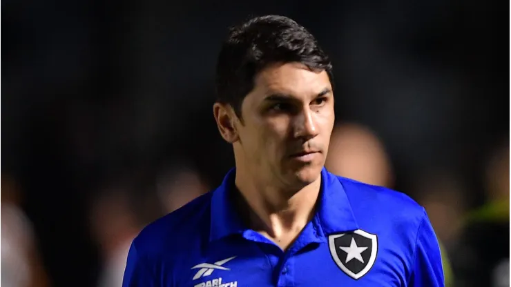 Lucio Flavio tecnico do Botafogo durante partida contra o Vasco no estadio Sao Januario pelo campeonato Brasileiro A 2023. Foto: Thiago Ribeiro/AGIF