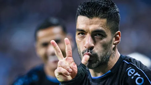 Luis Suarez jogador do Grêmio comemora seu gol durante partida contra o Bahia na Arena do Grêmio pelo campeonato Brasileiro A 2023. Foto: Maxi Franzoi/AGIF