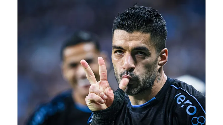 Luis Suarez jogador do Grêmio comemora seu gol durante partida contra o Bahia na Arena do Grêmio pelo campeonato Brasileiro A 2023. Foto: Maxi Franzoi/AGIF