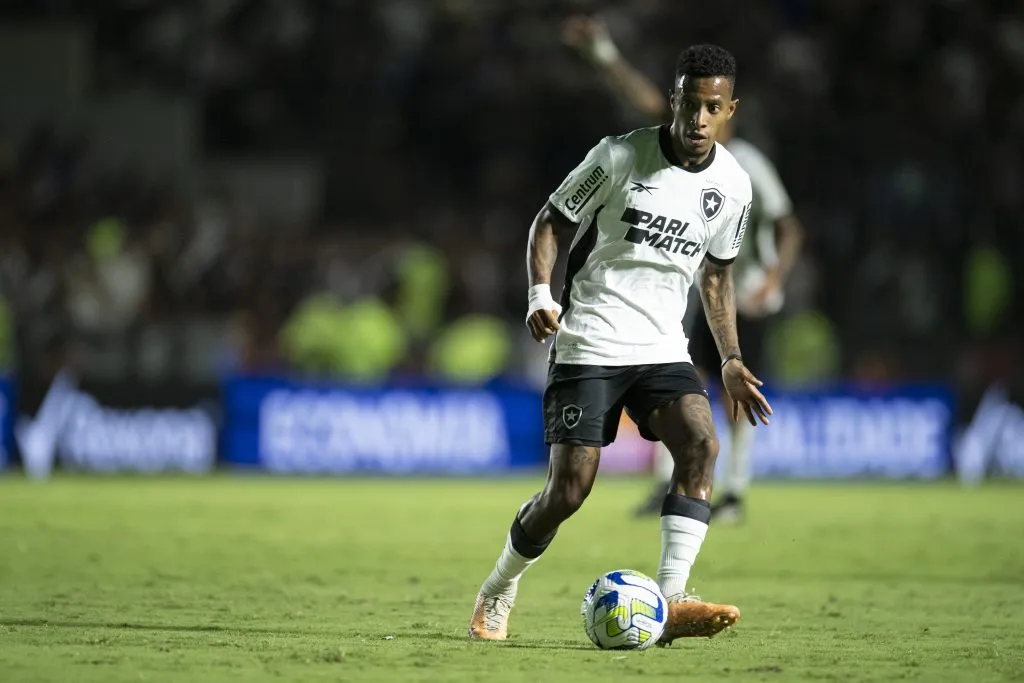 RJ – RIO DE JANEIRO – 06/11/2023 – BRASILEIRO A 2023, VASCO X BOTAFOGO – Tche Tche jogador do Botafogo durante partida contra o Vasco no estadio Sao Januario pelo campeonato Brasileiro A 2023. Foto: Jorge Rodrigues/AGIF