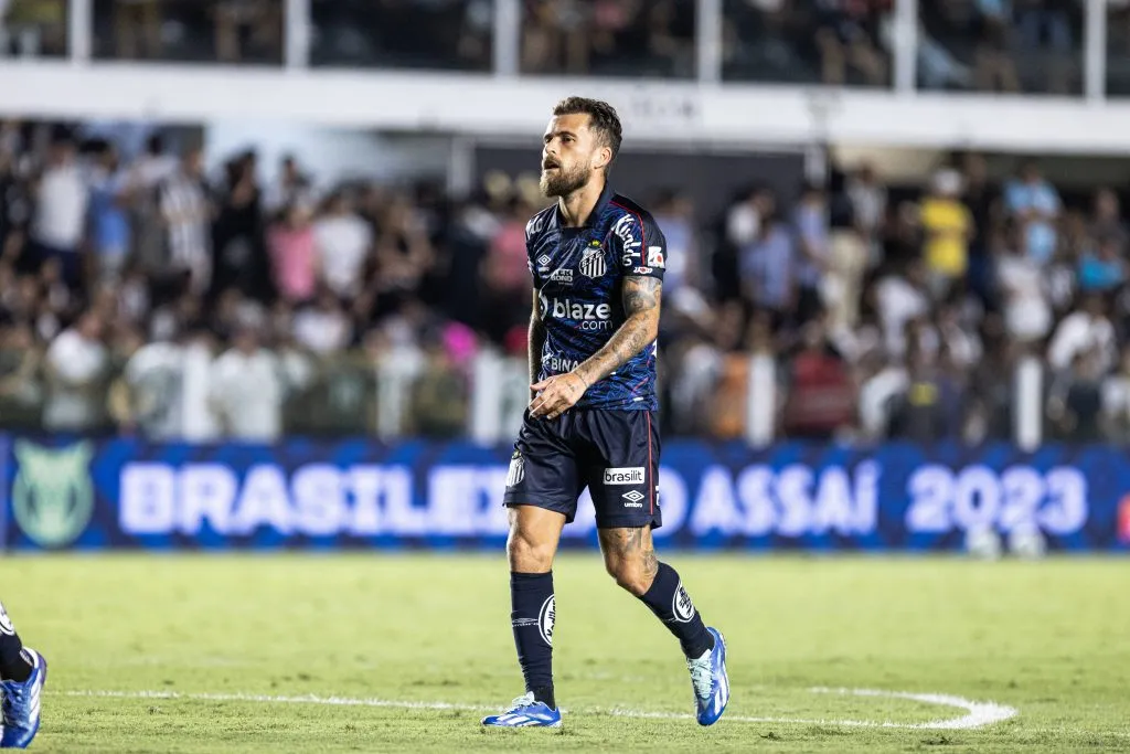 Lucas Lima jogador do Santos durante partida contra o Cuiabá pelo Brasileiro. Foto: Abner Dourado/AGIF