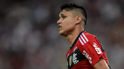Luiz Araujo jogador do Flamengo durante partida contra o Internacional no Maracanã pelo campeonato Brasileiro A 2023. Foto: Thiago Ribeiro/AGIF