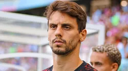 Rodrigo Caio jogador do Flamengo durante aquecimento. Foto: Renan Oliveira/AGIF