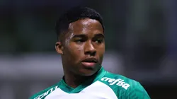 Endrick com a camisa do Palmeiras Foto: Marcello Zambrana/AGIF