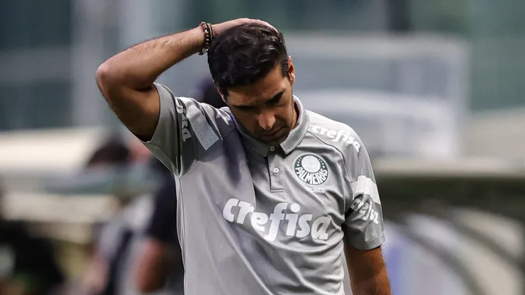 Abel Ferreira repensa seu futuro no Palmeiras - Foto: Gilson Lobo/AGIF