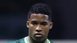 SP - SAO PAULO - 25/10/2023 - BRASILEIRO A 2023, PALMEIRAS X SAO PAULO - Endrick jogador do Palmeiras durante partida contra o Sao Paulo no estadio Arena Allianz Parque pelo campeonato Brasileiro A 2023. Foto: Marcello Zambrana/AGIF