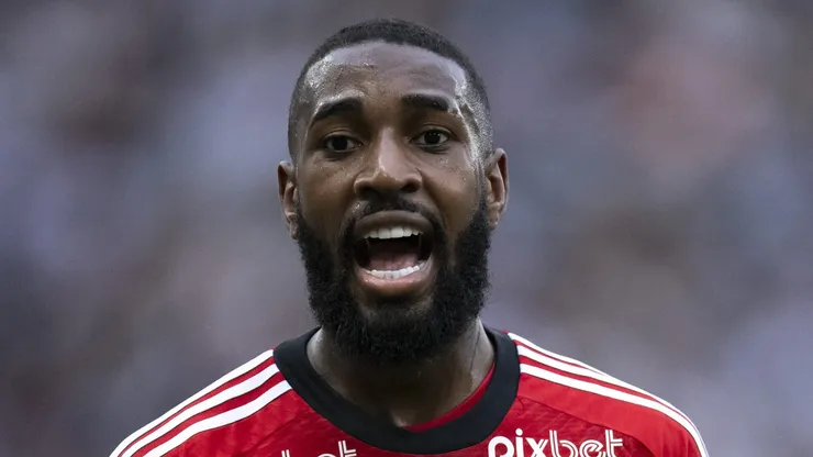 Gerson tem data atualizada para voltar ao Flamengo. Foto: Jorge Rodrigues/AGIF