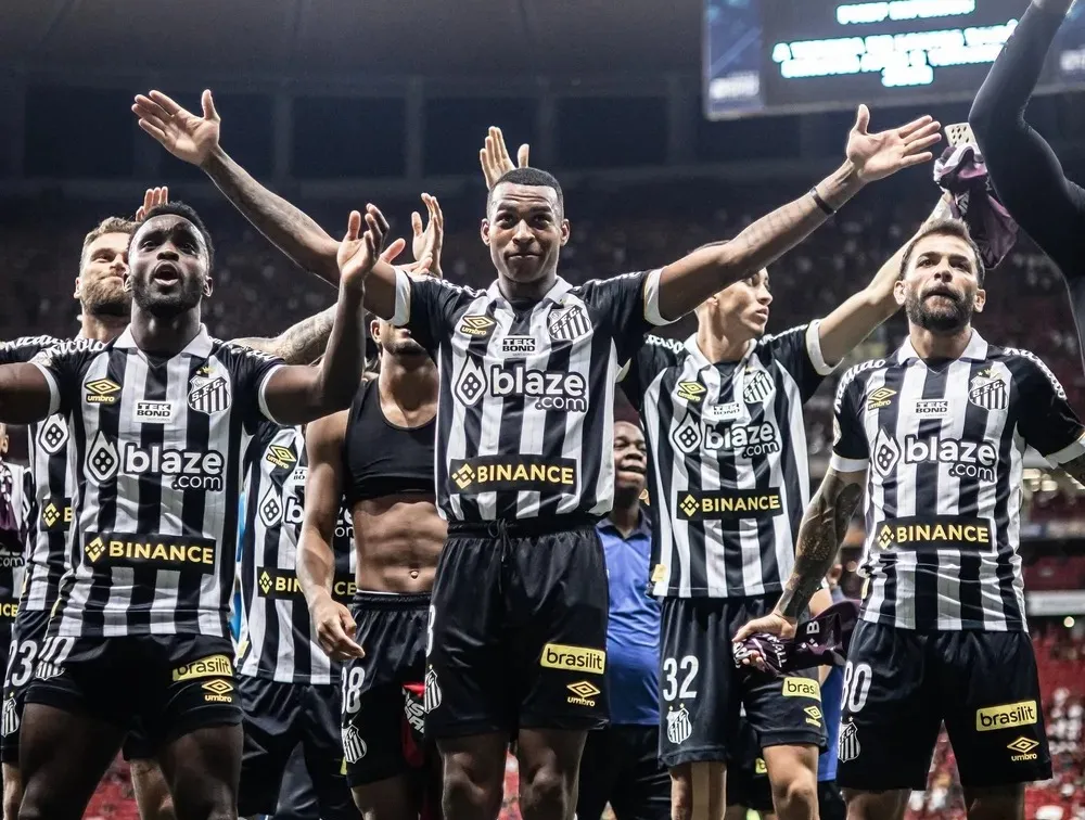 Santos na vitória contra o Flamengo — Foto: Raul Baretta / Santos FC