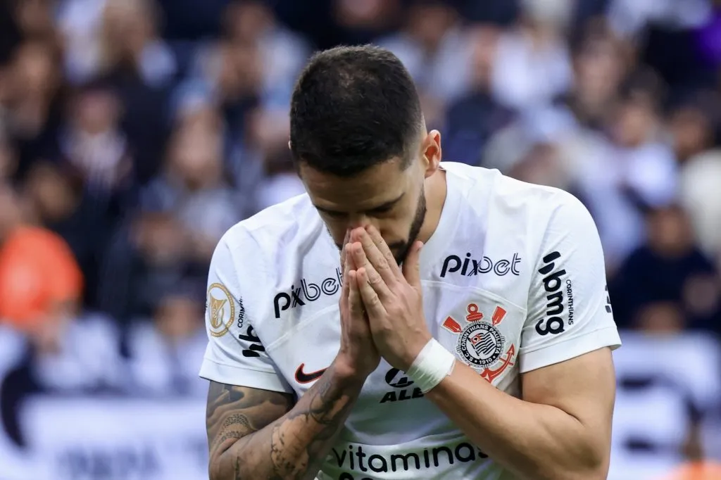 Recado de Renato Augusto pega o Corinthians de surpresa. Foto: Marcello Zambrana/AGIF