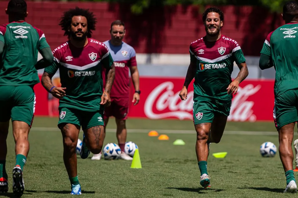 Time de Guerreiros em ação no CT Carlos Castilho nesta sexta-feira (3), Marcelo e Guga participam de atividade: FOTO: MARCELO GONÇALVES / FLUMINENSE F.C..