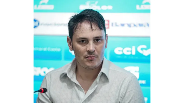 Foto: Jorge Luís Totti/Paysandu- Roger Aguilera