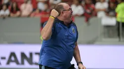 Marcelo Fernandes, técnico do Santos, durante partida contra o Flamengo pelo Campeonato Brasileiro - Helio Montferre/AGIF