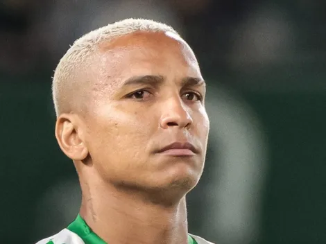 “Deyverson no Vasco, todo mundo vai ficar feliz”; Vascaínos descobrem multa rescisória do atacante