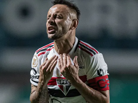 AO VIVO! Rafinha 'passa vexame' no ar e vira chacota da torcida do Palmeiras