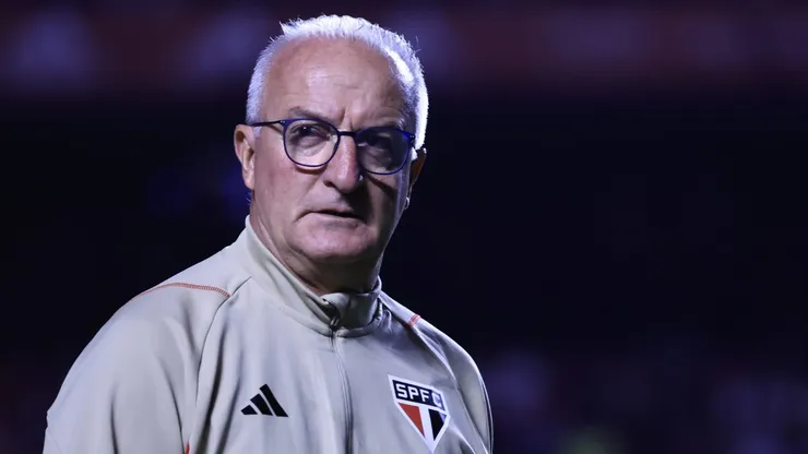 Foto: Marcello Zambrana/AGIF - Dorival foi criticado pela torcida