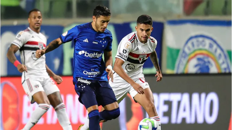 São Paulo e Cruzeiro se enfrentam no Morumbi em duelo válido pela 31ª do Brasileirão. Gilson Lobo/AGIF