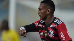 Wesley, do Flamengo durante partida contra o Audax no Carioca 2023. Foto: Thiago Ribeiro/AGIF