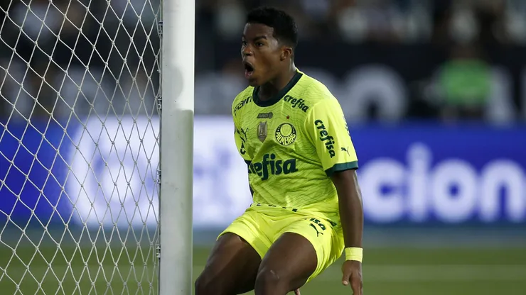 Foto: Wagner Meier/Getty Images - Endrick gerou grana boa ao Palmeiras após triunfo