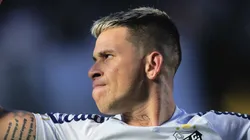Foto: Ettore Chiereguini/AGIF - Soteldo em partida pelo Santos no Campeonato Brasileiro