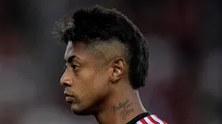 Bruno Henrique com a camisa do Flamengo Foto: Thiago Ribeiro/AGIF
