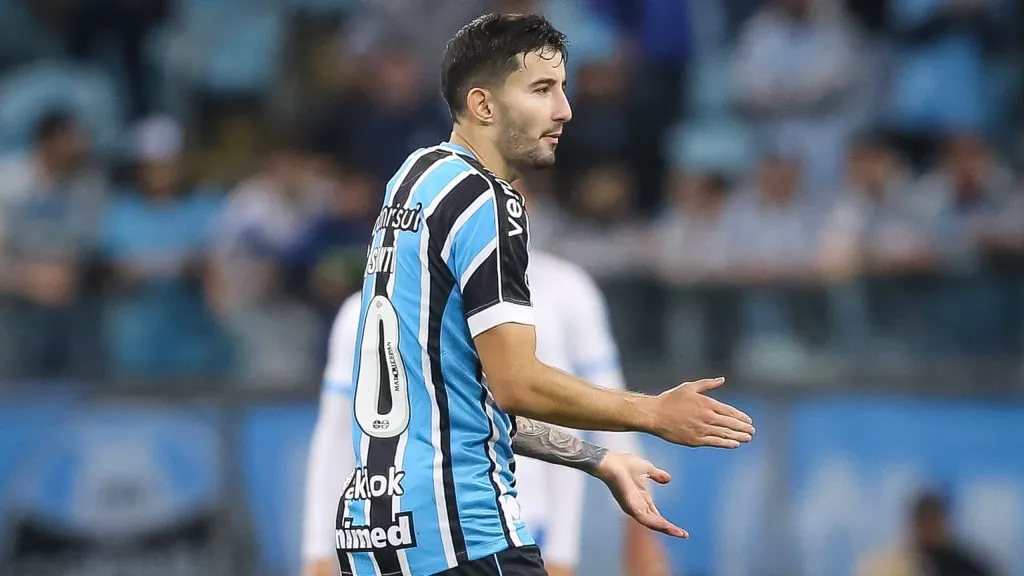 Villasanti, do Grêmio, interessa ao Flamengo. Foto: Pedro H. Tesch/AGIF