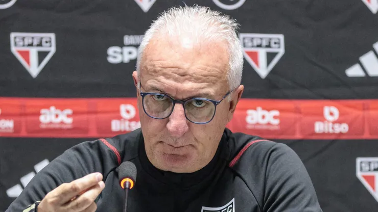 Dorival Junior prepara equipe contra o Cruzeiro. Robson Mafra/AGIF