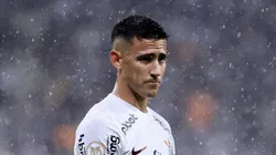 Matias Rojas jogador do Corinthians Flamengo no estadio Arena Corinthians foi detonado por Neto - Foto: Marcello Zambrana/AGIF