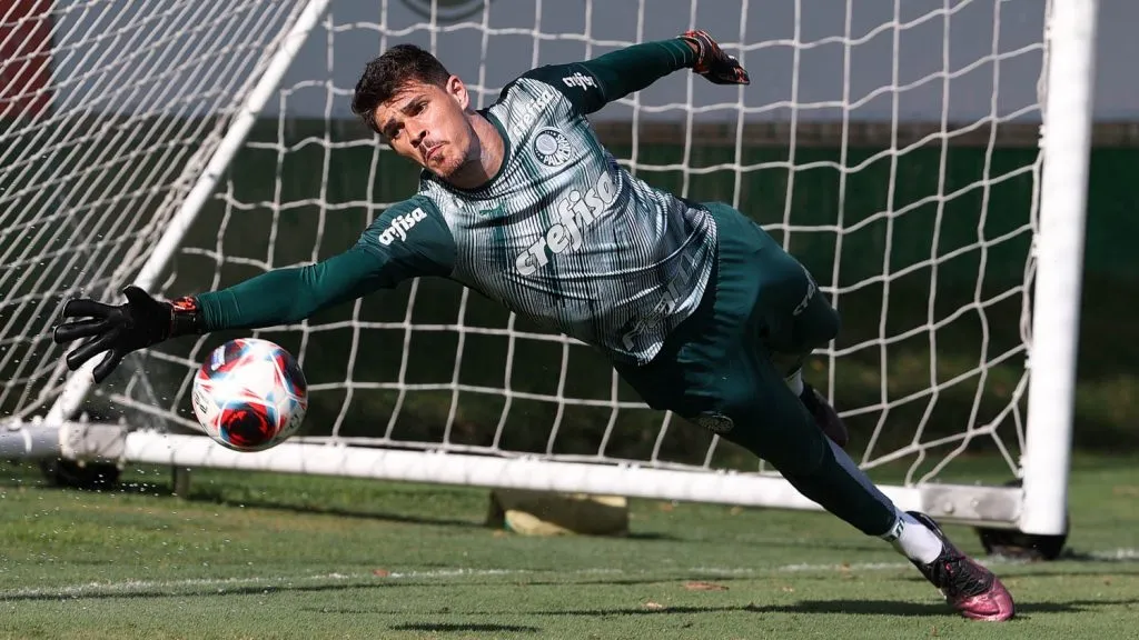 Vinícius Silvestre permaneceu no Palmeiras por 17 anos e deixou o Clube rumo a Portugal – Foto: Cesar Greco/Ag. Palmeiras
