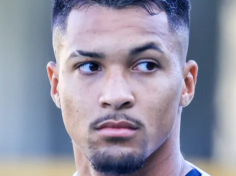 Aprovado, inclusive, pela torcida: Marcos Leonardo deve sair e Santos 'escolhe' camisa 9 de 2024