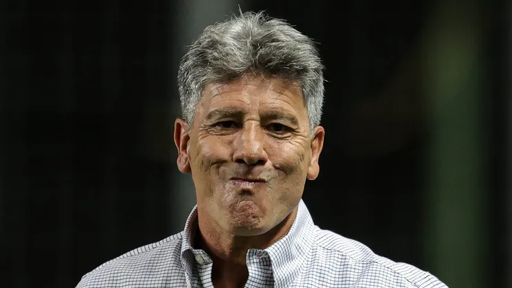 Foto: Gilson Lobo/AGIF - Renato Gaucho tecnico do Gremio durante partida contra o America-MG no estadio Independencia pelo campeonato Brasileiro A 2023.