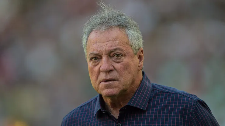 Abel Braga tecnico do Fluminense durante partida contra o Santos no estadio Maracana pelo campeonato Brasileiro A 2022. Thiago Ribeiro/AGIF