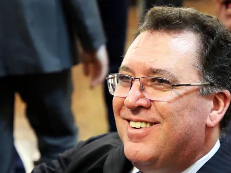 Novo reforço no Santos? Marcelo Teixeira aguarda negociação e pode buscar mais uma contratação no mercado