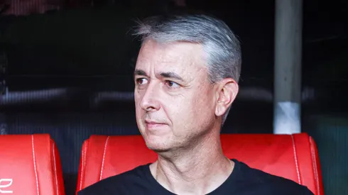 Tiago Nunes tecnico do Botafogo durante partida contra o Internacional no estadio Beira-Rio pelo campeonato Brasileiro A 2023. Maxi Franzoi/AGIF