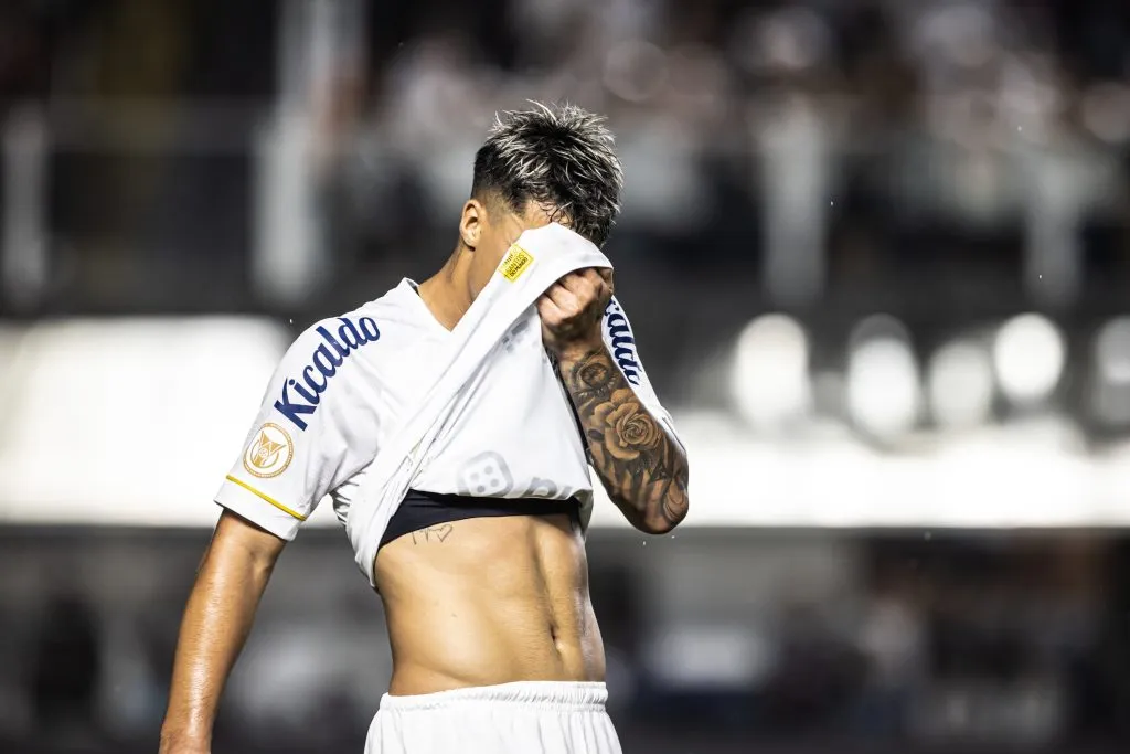 Marcos Leonardo tem futuro indefinido no mercado da bola. Foto: Abner Dourado/AGIF