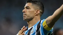 Foto: Pedro H. Tesch/Getty Images - Suárez em partida pelo Grêmio no Campeonato Brasileiro