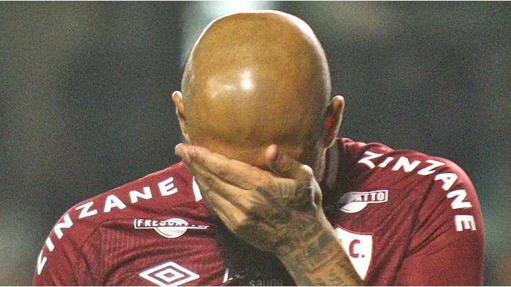 Felipe Melo se envolveu em polêmica extracampo. Foto: Gabriel Machado/AGIF