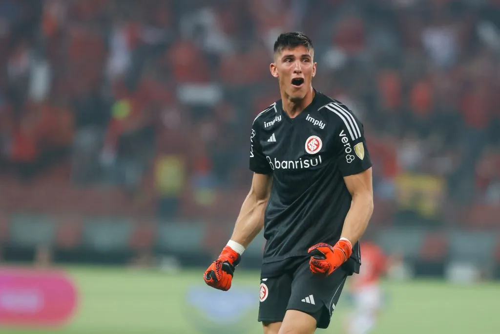 Inter busca goleiro para ser reserva de  Sergio Rochet. Foto: Luiz Erbes/AGIF