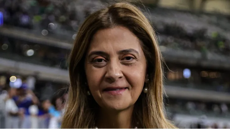 Leila toma decisão no mercado. Foto: Gilson Lobo/AGIF