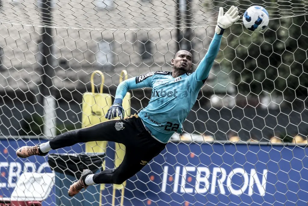 John está na mira do BotafogoFoto: Ivan Storti/Santos FC