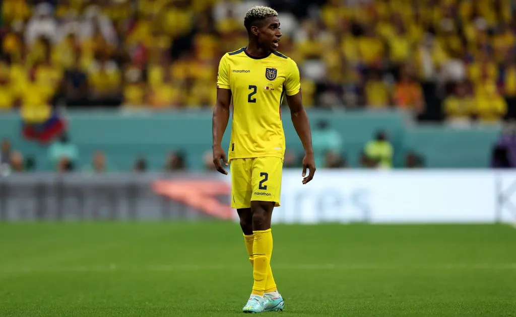 Félix Torres, zagueiro da Seleção do Equador – Foto: Lars Baron/Getty Images