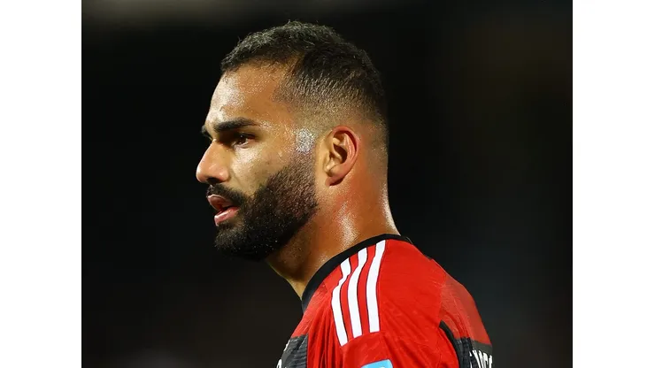Thiago Maia em ação pelo Flamengo - Foto: Michael Steele/Getty Images
